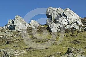 Rock outcrops on Mort Point photo