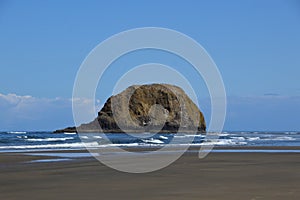 Rock at the Pacific Coast, Oregon