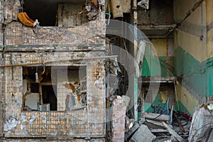 Rocket bomb attack Russia against Ukraine war destruction building ruins city destroyed Mariupol damaged Kyiv ruined photo