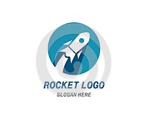 Rocket ilustration logo vector