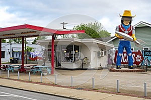 Route 66, Rocket Man Gas Station, Travel