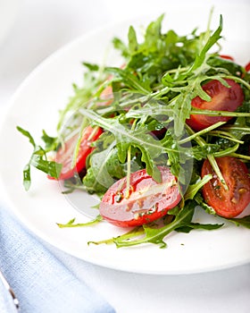 Rocket salad with cherry tomatoes
