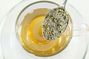 Rockrose tea with dried herb