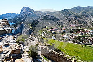 Road view from the cliff