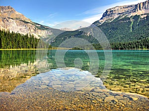 Rocky Emerald Lake photo
