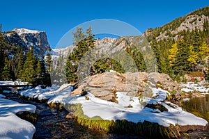 Rocky Mountain National Park in snow at autumn