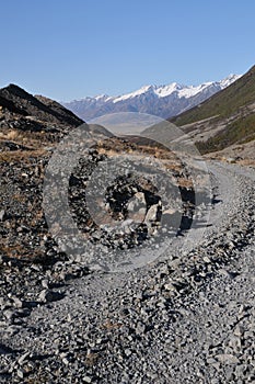 Rocky road path towards Snowing Mountain