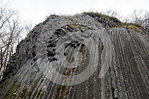 Skalnatý vodopád poblíž Somoska, Slovensko