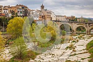 Roda de Ter town and old bridge