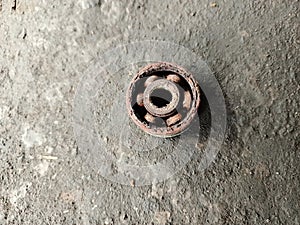 roler cvt motor matic which has rusted because it is often exposed to rain