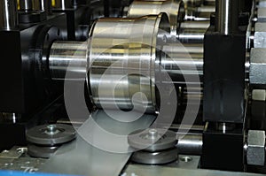 Roll forming production line shaping tool