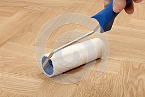 Roller for floor varnish photo