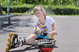 Roller skater looking img