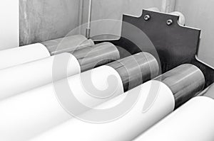 Rollers and roll print paper