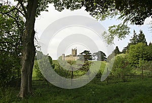 Rolling hills towards Downton Abbey