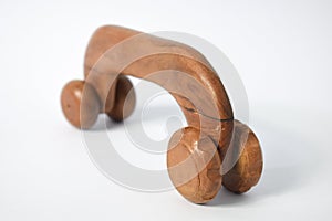 Rolling wooden massage tool