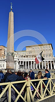 Vatican City, Mexican pilgrims with the flag of Mexico at the Piazza San Pietro or St. PeterÃ¢â¬â¢s Square. Rome, Italy.