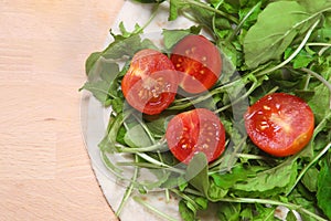 Romagnola piadina with rocket and Pachino tomatoes