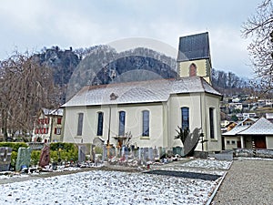Roman Catholic Church of St. Martin or RÃ¶misch-katholische Kirche St. Martin Fli-Kirche, Wessen - Switzerland