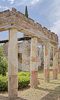 pompeya, italy: Roman columns photo