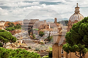 Romano un Colosseo distanza Roma 