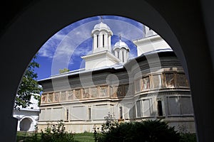 Rumeno ortodosso monastero 