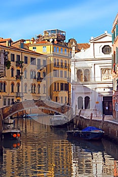 Romantic canals of old Venice