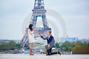 Romantic engagement in Paris