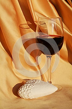 Romantic image, heart and red wine