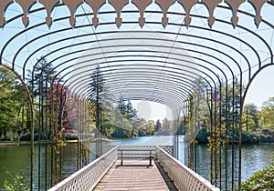 Romantic scaffold spanned by a graceful arcade