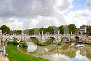 Rome: Banks of the Tiber photo