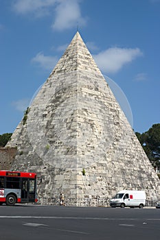 Rome - the Cestia Pyramid