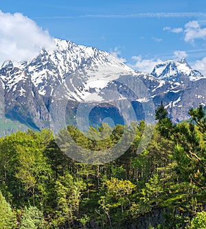 Romsdalsalpane or the Romsdal Alps a mountain range surrounding the Romsdalen valley in MÃ¸re og Romsdal county, Norway.,