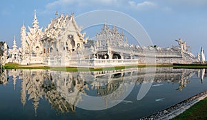 Rong Khun temple