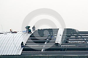 Roof Installer