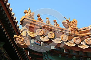 roof of a pavilion at the summer palace in beijing (china)