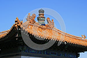 roof of a pavilion at the summer palace in beijing (china)