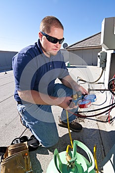 Roof Top Air Conditioner Repair photo