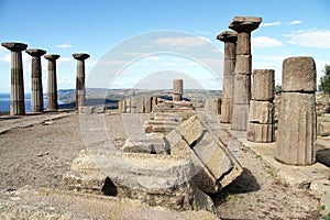 Roofless temple