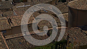 Roofs in Provence