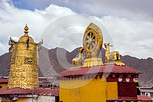 Rooftop Dharma wheel in Jokhang temple - Lhasa, Tibet