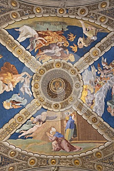 Room of Heliodorus. Roof decorated by Rafael. Reinassance. Vatican, Italy