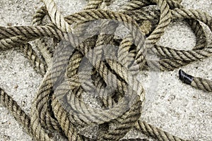 Rope with fiber knots