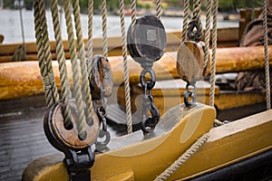 Ropes and pulleys at a vintge yacht