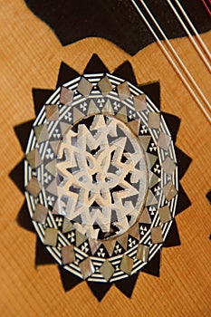 Rosace of a luth or an oud in close plan