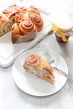 Rose cake