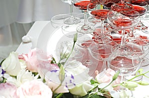 Rose and champagne for wedding