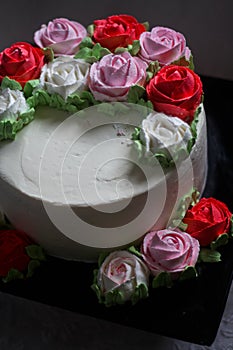 Rose swirl cake