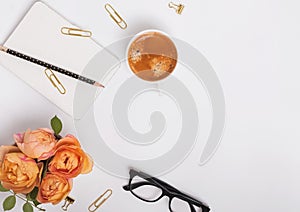 Roses, coffee and other small objects