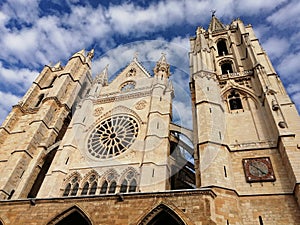 Rosetones de la Catedral de LeÃÂ³n photo